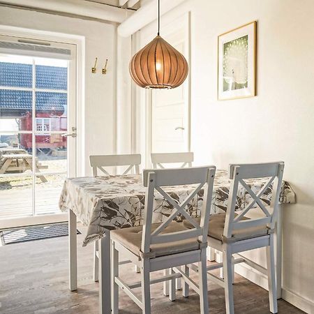 4 Person Holiday Home In AÅkirkeby Exterior foto